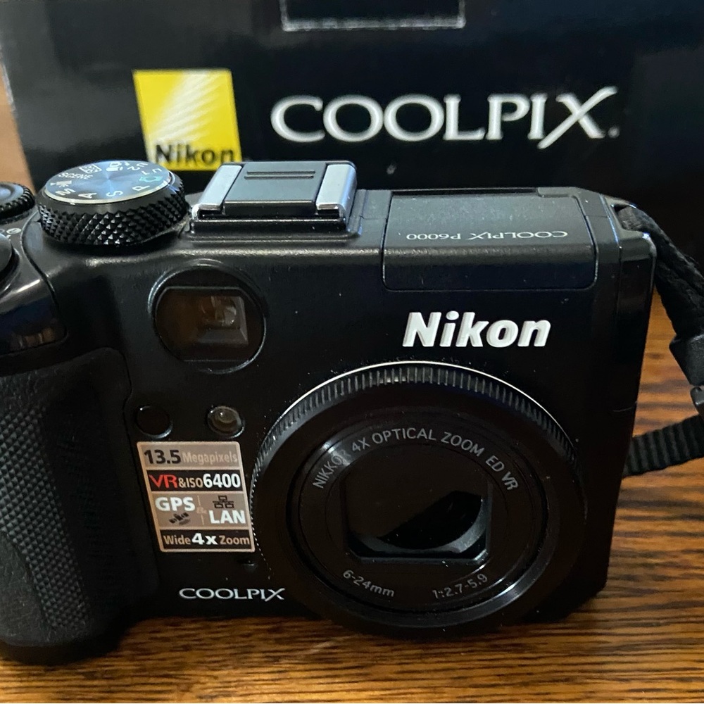 Nikon COOLPIX P6000 Black Digital Camera